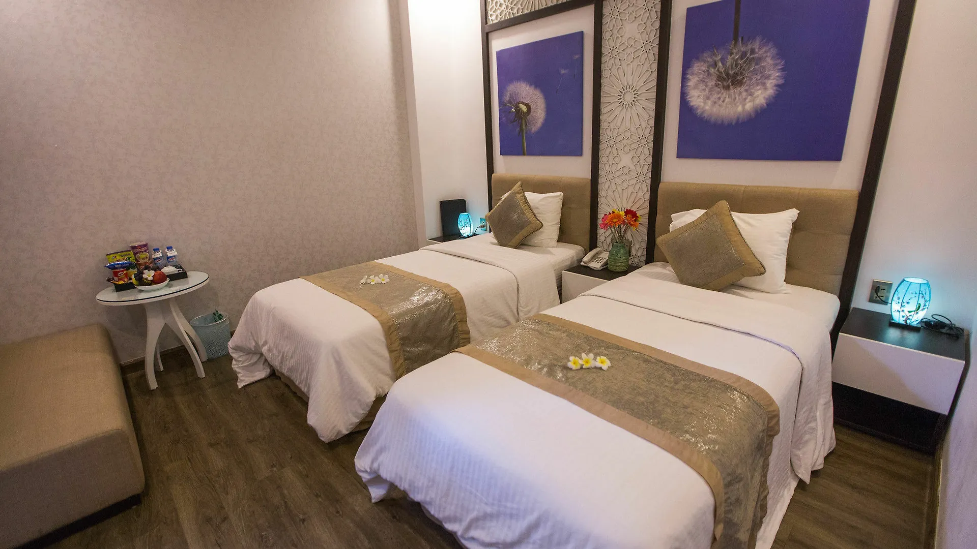 Flora Hotel & Residence Da Nang