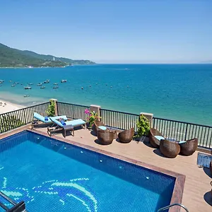 Seashore & 4* Da Nang