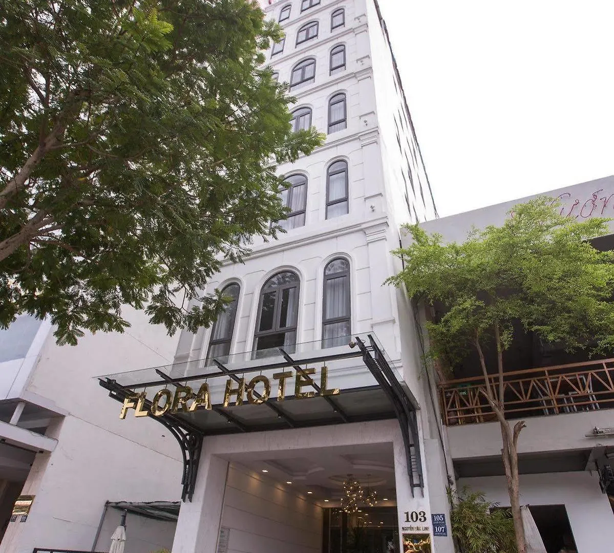 Flora Hotel & Residence Da Nang 2*,